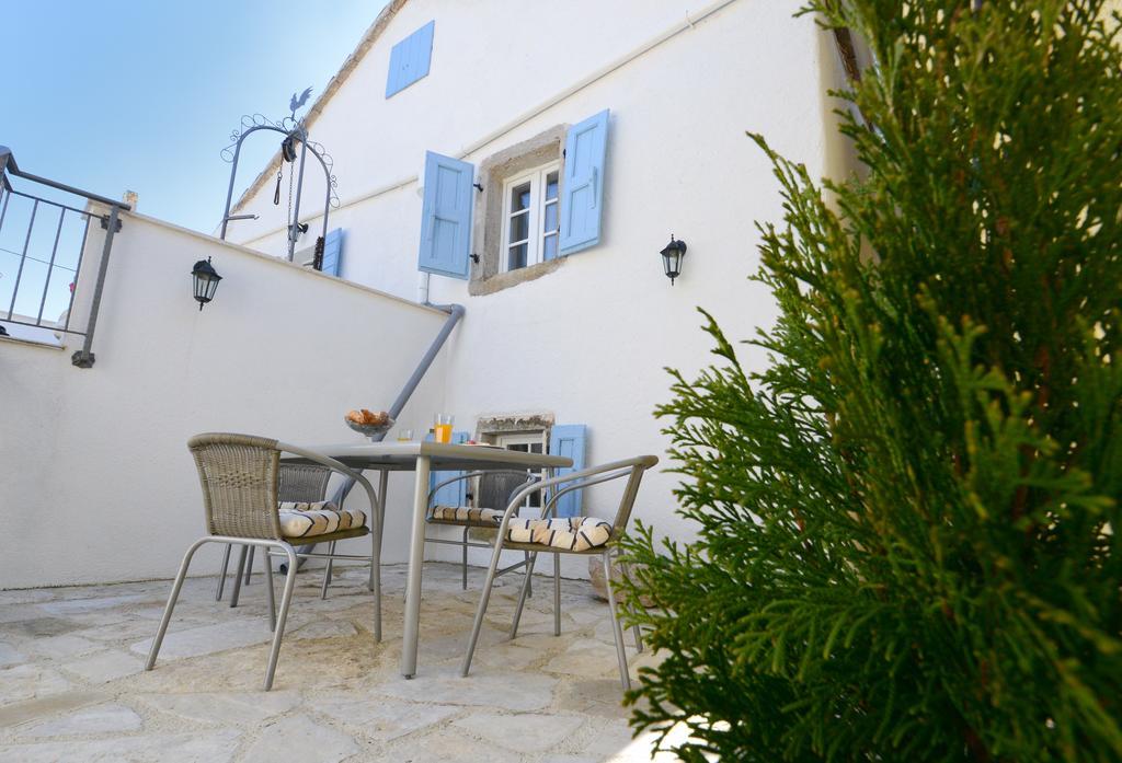 Holiday Home Nono Frane Lindar Exterior foto